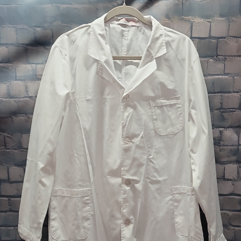 Men's White Lab Coat Halloween Costume - Picture 2 of 12